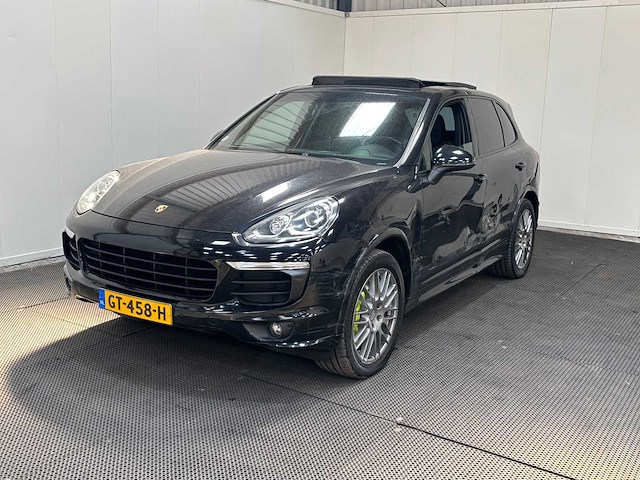 Porsche - cayenne - 3.0 s e-hybrid - car - 2015 - afbeelding 1 van  30