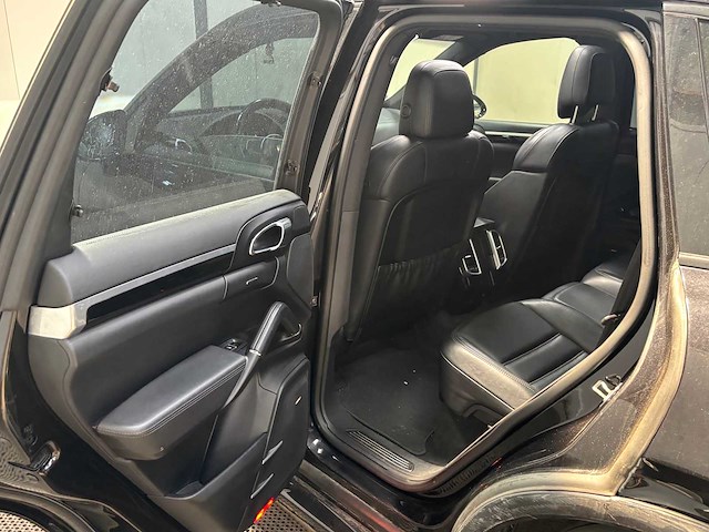 Porsche - cayenne - 3.0 s e-hybrid - car - 2015 - afbeelding 20 van  30