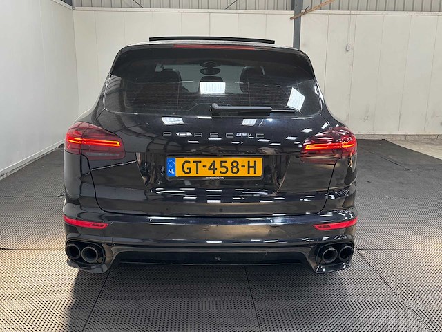 Porsche - cayenne - 3.0 s e-hybrid - car - 2015 - afbeelding 26 van  30