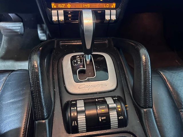 Porsche - cayenne - 3.2 v6 automaat - zk-902-r - afbeelding 7 van  23