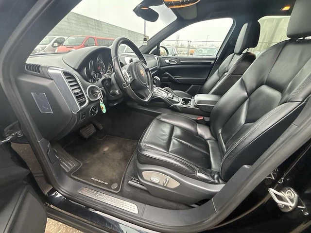Porsche - cayenne - 3.6 - car - 2012 | 3-ksh-35 | i - afbeelding 2 van  41