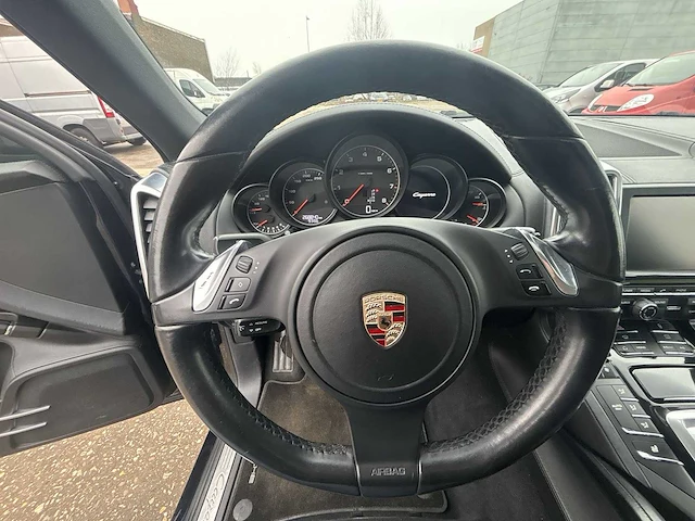 Porsche - cayenne - 3.6 - car - 2012 | 3-ksh-35 | i - afbeelding 16 van  41