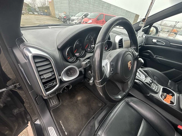 Porsche - cayenne - 3.6 - car - 2012 | 3-ksh-35 | i - afbeelding 18 van  41