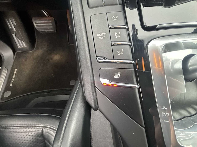 Porsche - cayenne - 3.6 - car - 2012 | 3-ksh-35 | i - afbeelding 25 van  41