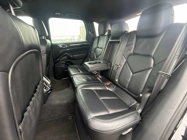 Porsche - cayenne - 3.6 - car - 2012 | 3-ksh-35 | i - afbeelding 30 van  41