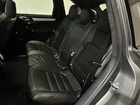Porsche - cayenne - 3.6 v6 gts - car - 2016 - afbeelding 11 van  54