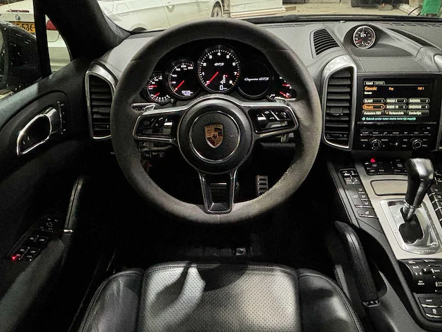 Porsche - cayenne - 3.6 v6 gts - car - 2016 - afbeelding 14 van  54
