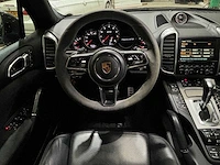 Porsche - cayenne - 3.6 v6 gts - car - 2016 - afbeelding 14 van  54
