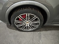 Porsche - cayenne - 3.6 v6 gts - car - 2016 - afbeelding 19 van  54