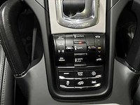 Porsche - cayenne - 3.6 v6 gts - car - 2016 - afbeelding 37 van  54