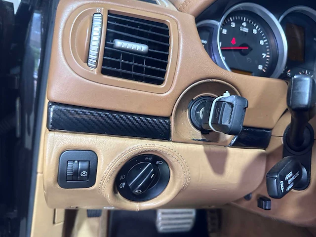 Porsche - cayenne - 4.5 s v8 automaat- 98-xl-rj - afbeelding 12 van  23