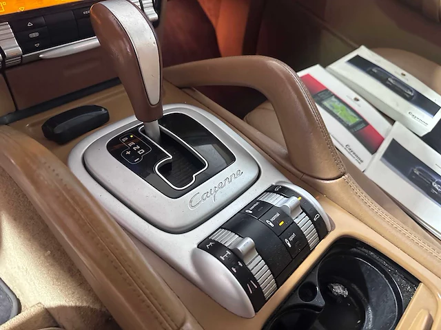 Porsche - cayenne - 4.5 s v8 automaat- 98-xl-rj - afbeelding 14 van  23