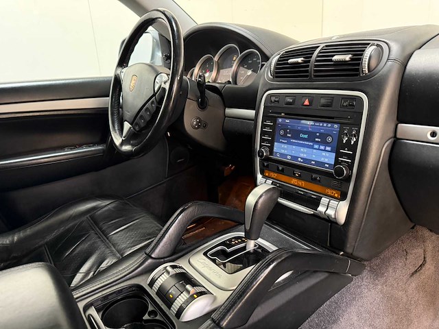 Porsche - cayenne turbo - 4.5 v8 - 450 pk - personenauto - 2002 - afbeelding 5 van  28