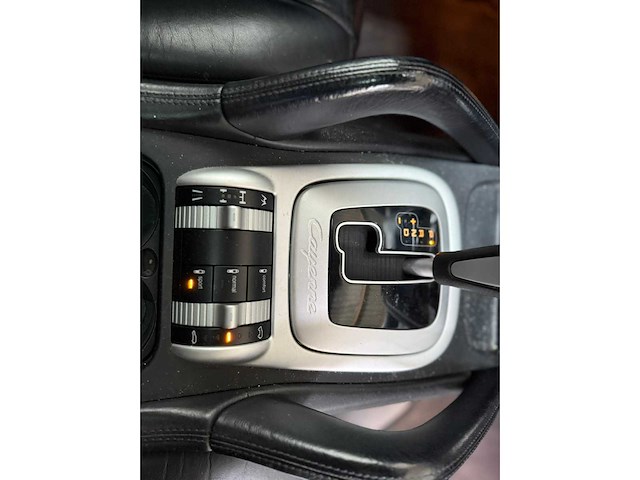 Porsche - cayenne turbo - 4.5 v8 - 450 pk - personenauto - 2002 - afbeelding 8 van  28