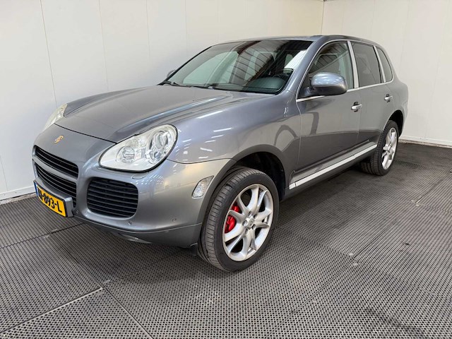 Porsche - cayenne turbo - 4.5 v8 - 450 pk - personenauto - 2002 - afbeelding 12 van  28