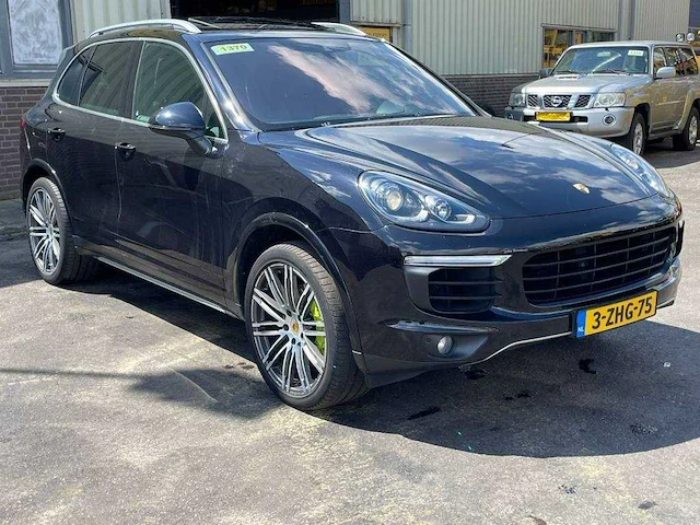 Porsche - macan - 3.0 d s - personenauto - afbeelding 1 van  13