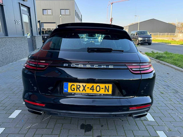 Porsche - panamera sport turismo - 2.9 4 e-hybrid - pano -chrono - alle opties - personenauto - grx-40-n - afbeelding 4 van  24