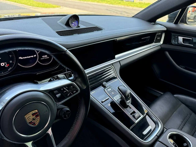 Porsche - panamera sport turismo - 2.9 4 e-hybrid - pano -chrono - alle opties - personenauto - grx-40-n - afbeelding 14 van  24