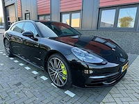 Porsche - panamera sport turismo - 2.9 4 e-hybrid - pano -chrono - alle opties - personenauto - grx-40-n - afbeelding 18 van  24