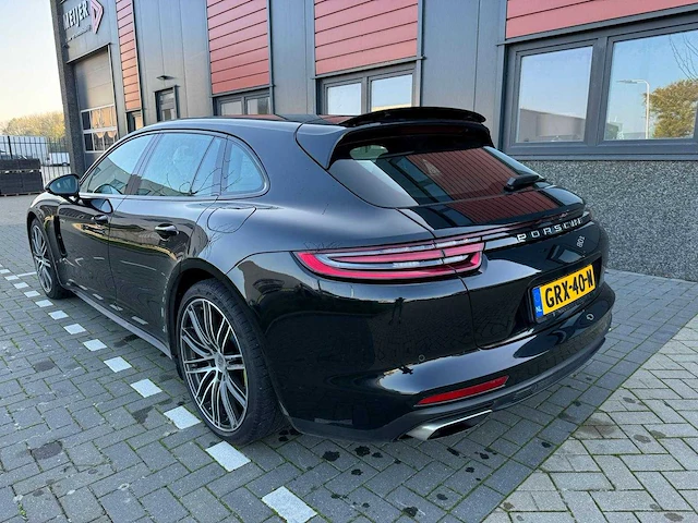 Porsche - panamera sport turismo - 2.9 4 e-hybrid - pano -chrono - alle opties - personenauto - grx-40-n - afbeelding 19 van  24
