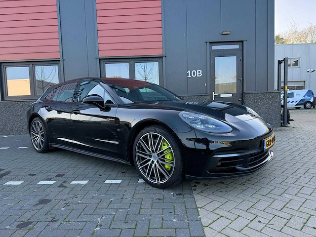 Porsche - panamera sport turismo - 2.9 4 e-hybrid - pano -chrono - alle opties - personenauto - grx-40-n - afbeelding 21 van  24