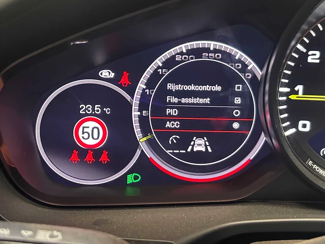 Porsche - panamera sport turismo - 2.9 4s e-hybrid - car - 2024 - afbeelding 8 van  38
