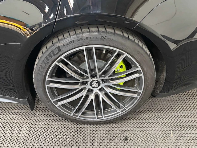 Porsche - panamera sport turismo - 2.9 4s e-hybrid - car - 2024 - afbeelding 16 van  38