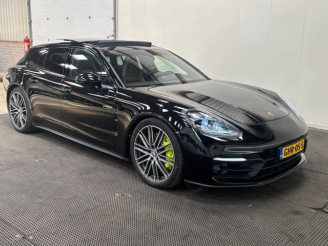 Porsche - panamera sport turismo - 2.9 4s e-hybrid - car - 2024 - afbeelding 25 van  38
