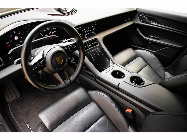 Porsche - taycan cross turismo - 4 93 kwh - n-622-nf - 2021 - afbeelding 6 van  52