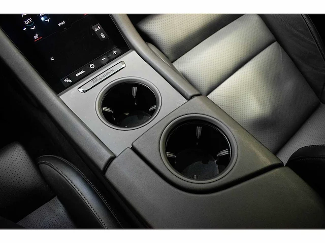 Porsche - taycan cross turismo - 4 93 kwh - n-622-nf - 2021 - afbeelding 27 van  52