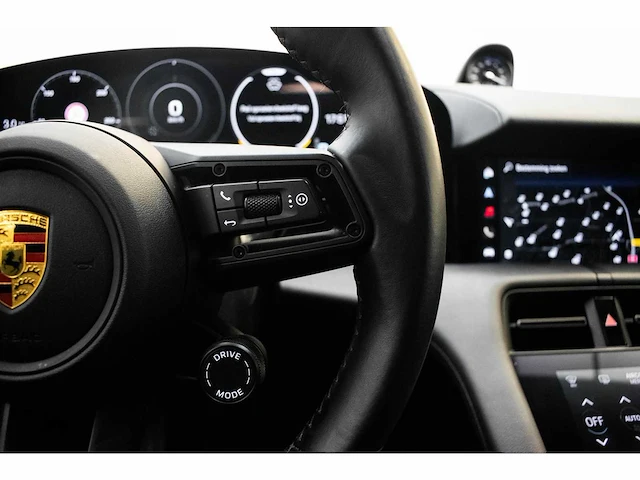 Porsche - taycan cross turismo - 4 93 kwh - n-622-nf - 2021 - afbeelding 41 van  52