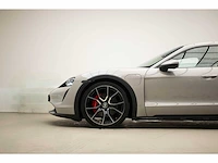 Porsche - taycan cross turismo - 4 93 kwh - n-622-nf - 2021 - afbeelding 50 van  52