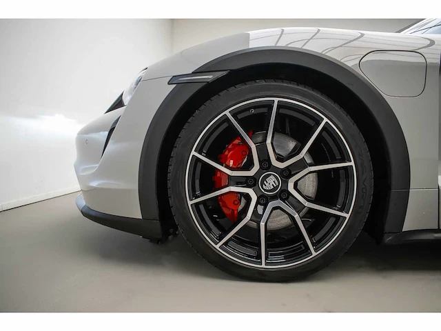 Porsche - taycan cross turismo - 4 93 kwh - n-622-nf - 2021 - afbeelding 52 van  52