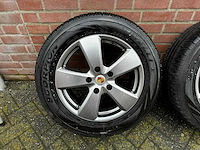Porsche - velgen+banden - afbeelding 1 van  9