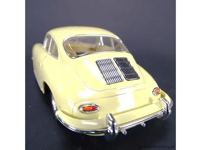 Porsche 356 b carrera 2 beige - afbeelding 3 van  5