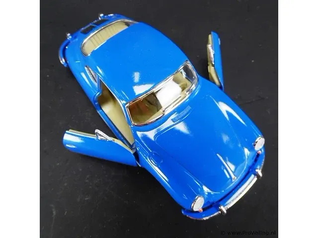 Porsche 356 b carrera 2 blauw - afbeelding 5 van  5