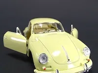 Porsche 356 b carrera 2 geel - afbeelding 4 van  5