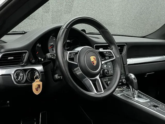 Porsche 911 3.0 targa 4s |kreide|plds+|bose|sp. chrono| - afbeelding 23 van  70