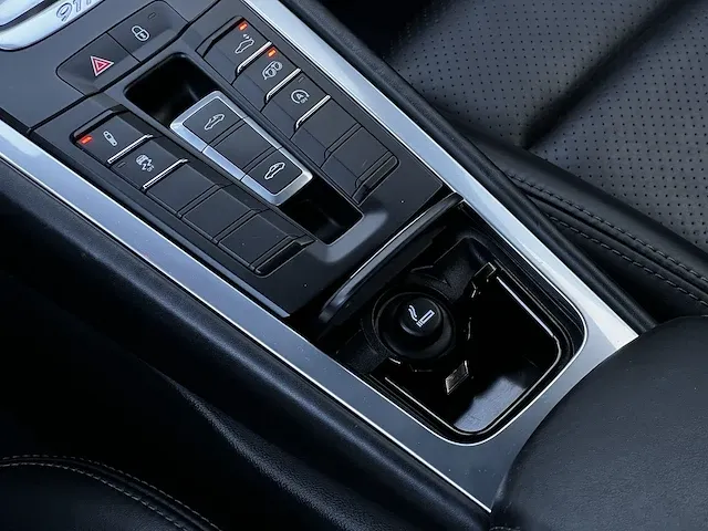 Porsche 911 3.0 targa 4s |kreide|plds+|bose|sp. chrono| - afbeelding 43 van  70