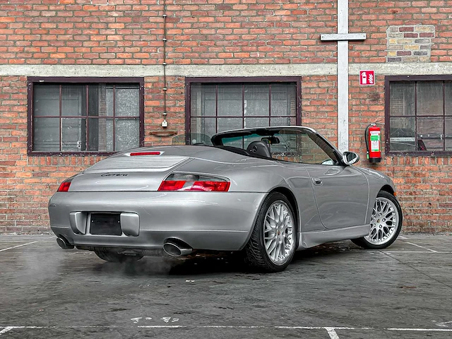 Porsche 911 3.4 996 triptronic 300pk 2000 youngtimer - afbeelding 12 van  55