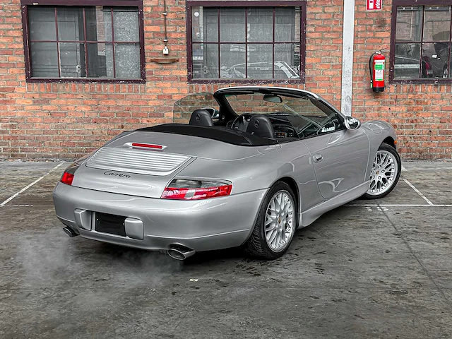 Porsche 911 3.4 996 triptronic 300pk 2000 youngtimer - afbeelding 13 van  55