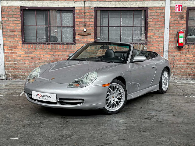 Porsche 911 3.4 996 triptronic 300pk 2000 youngtimer - afbeelding 2 van  55