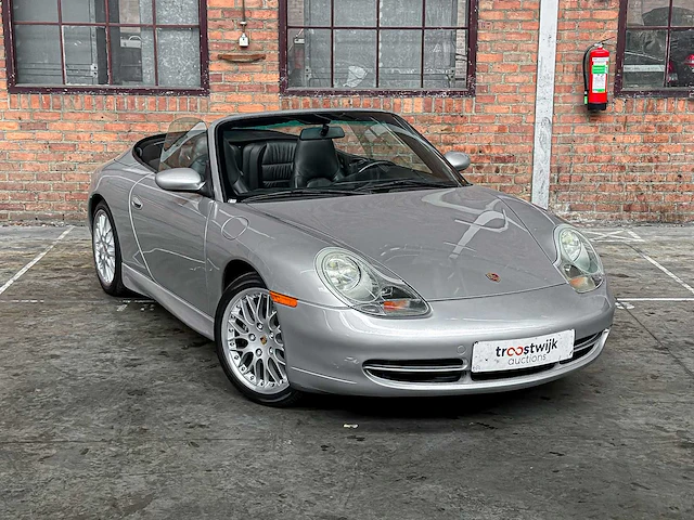 Porsche 911 3.4 996 triptronic 300pk 2000 youngtimer - afbeelding 9 van  55