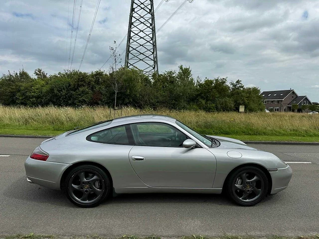 Porsche 911 3.4 coupé carrera 4 handgeschakeld org. nl-auto 43-hn-fn - afbeelding 5 van  41