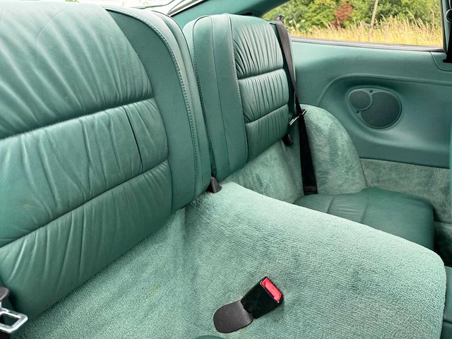 Porsche 911 3.4 coupé carrera 4 handgeschakeld org. nl-auto 43-hn-fn - afbeelding 8 van  41