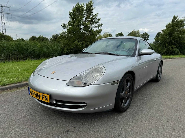 Porsche 911 3.4 coupé carrera 4 handgeschakeld org. nl-auto 43-hn-fn - afbeelding 23 van  41