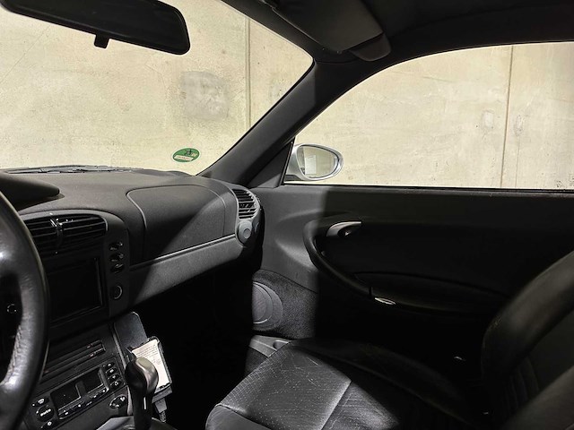 Porsche 911 3.4 coupé carrera 996 300pk 1998, 73-xv-xl - afbeelding 9 van  37