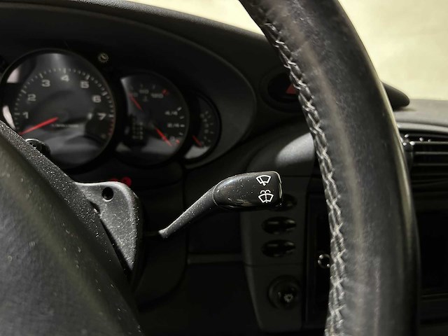 Porsche 911 3.4 coupé carrera 996 300pk 1998, 73-xv-xl - afbeelding 15 van  37