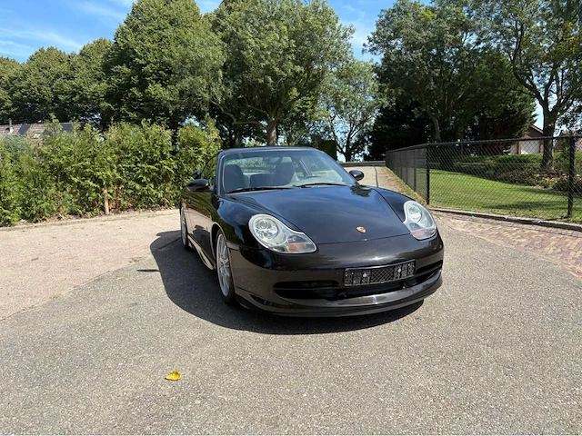 Porsche 911 3.8 coupé carrera 1998 gt3 specificaties - afbeelding 10 van  102