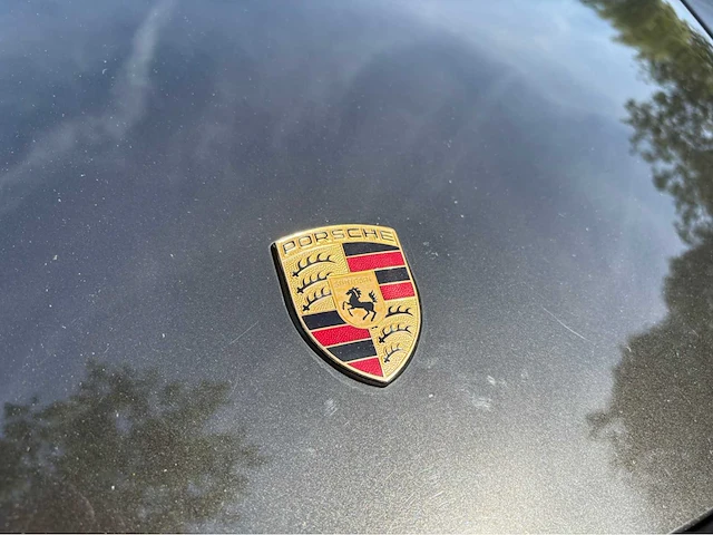 Porsche 911 3.8 coupé carrera 1998 gt3 specificaties - afbeelding 13 van  102